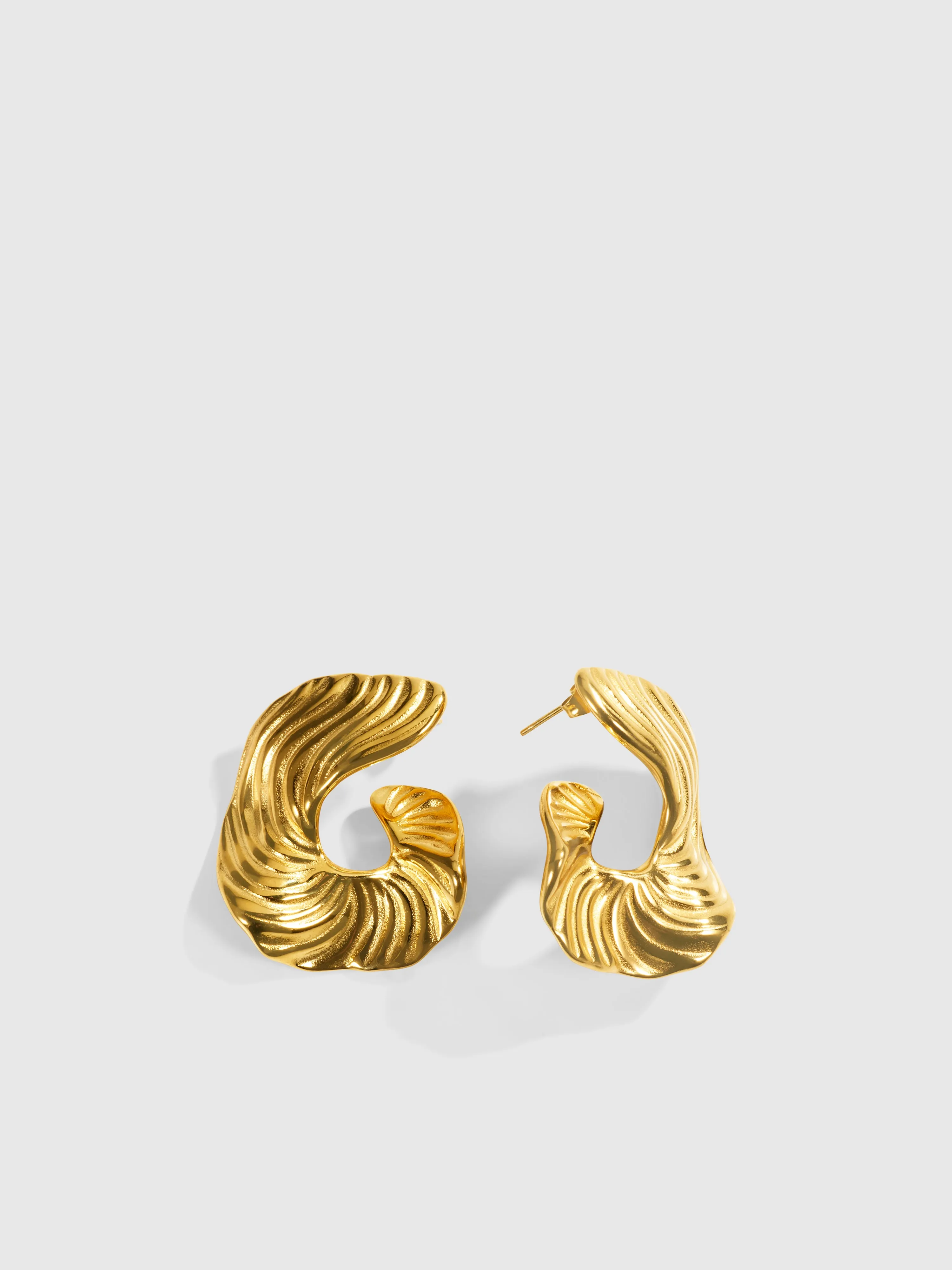 CAMILLA EARRINGS