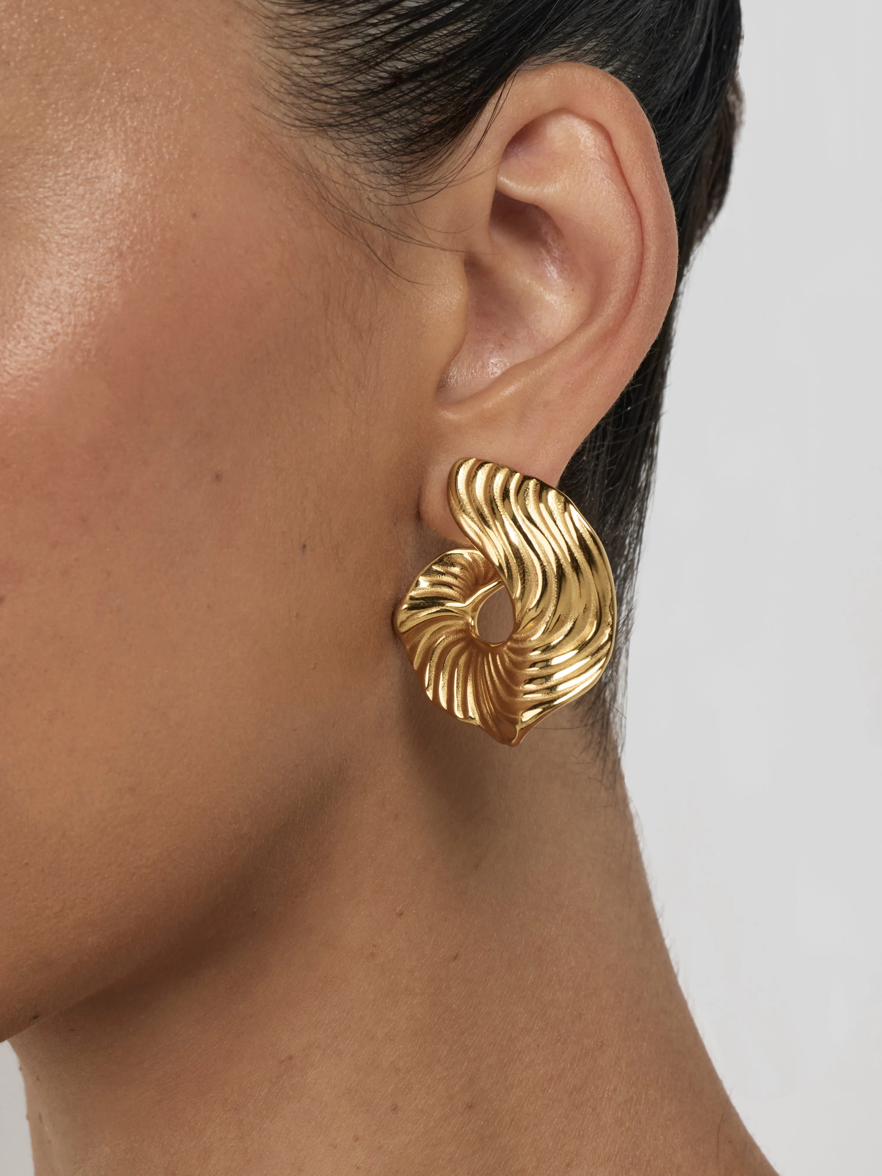 CAMILLA EARRINGS