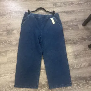 Chicos NWT Wide Leg Knit PANTS 2