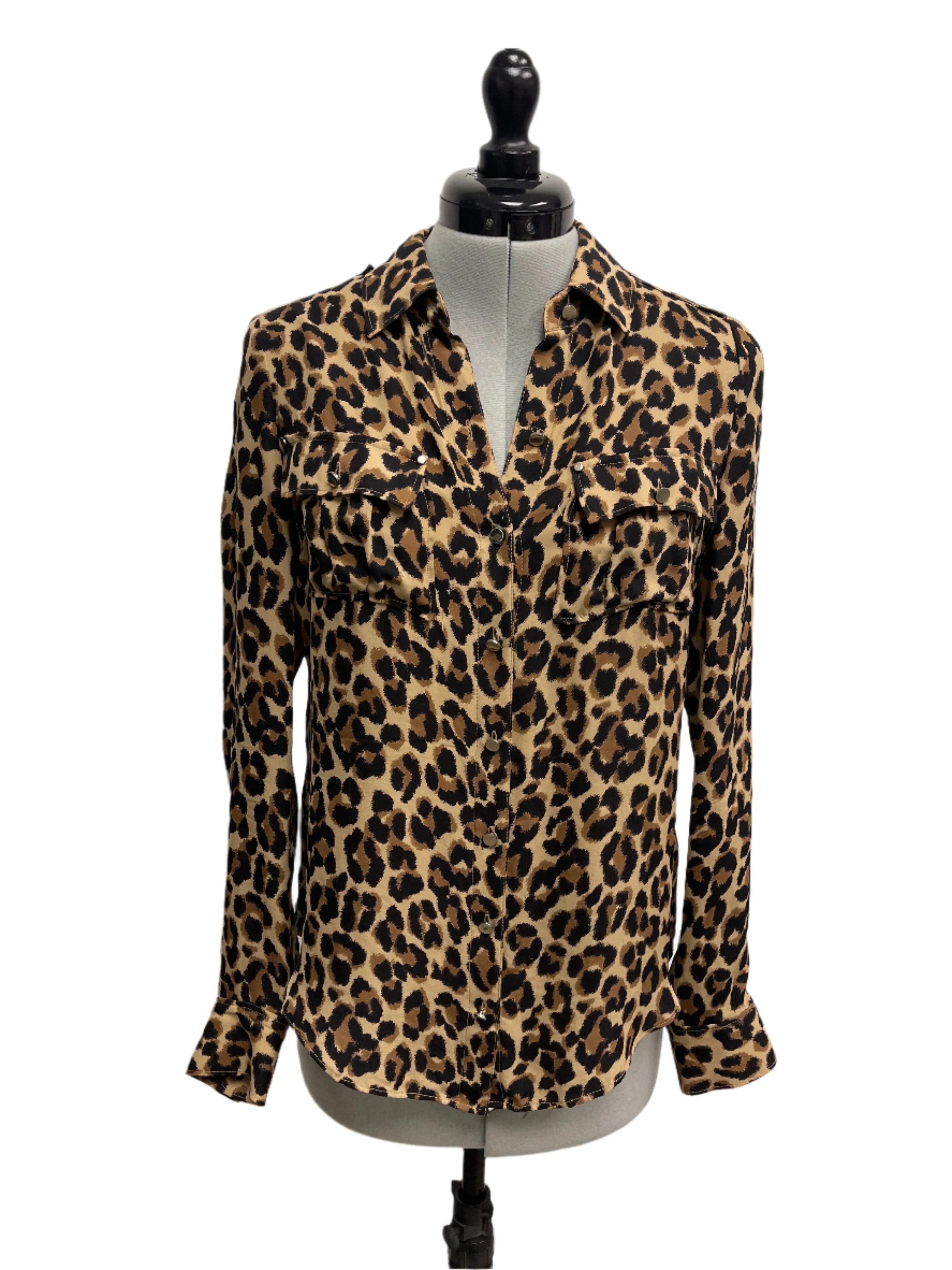 Clearance Price Womens White House Black Market Long Sleeve Blouse, Size 0  Almost Gone!