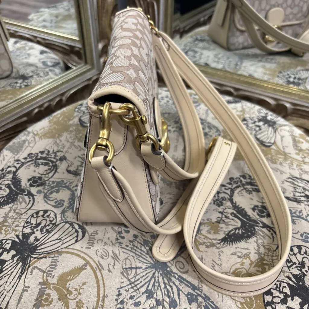 Coach Puffy C HANDBAGS S
