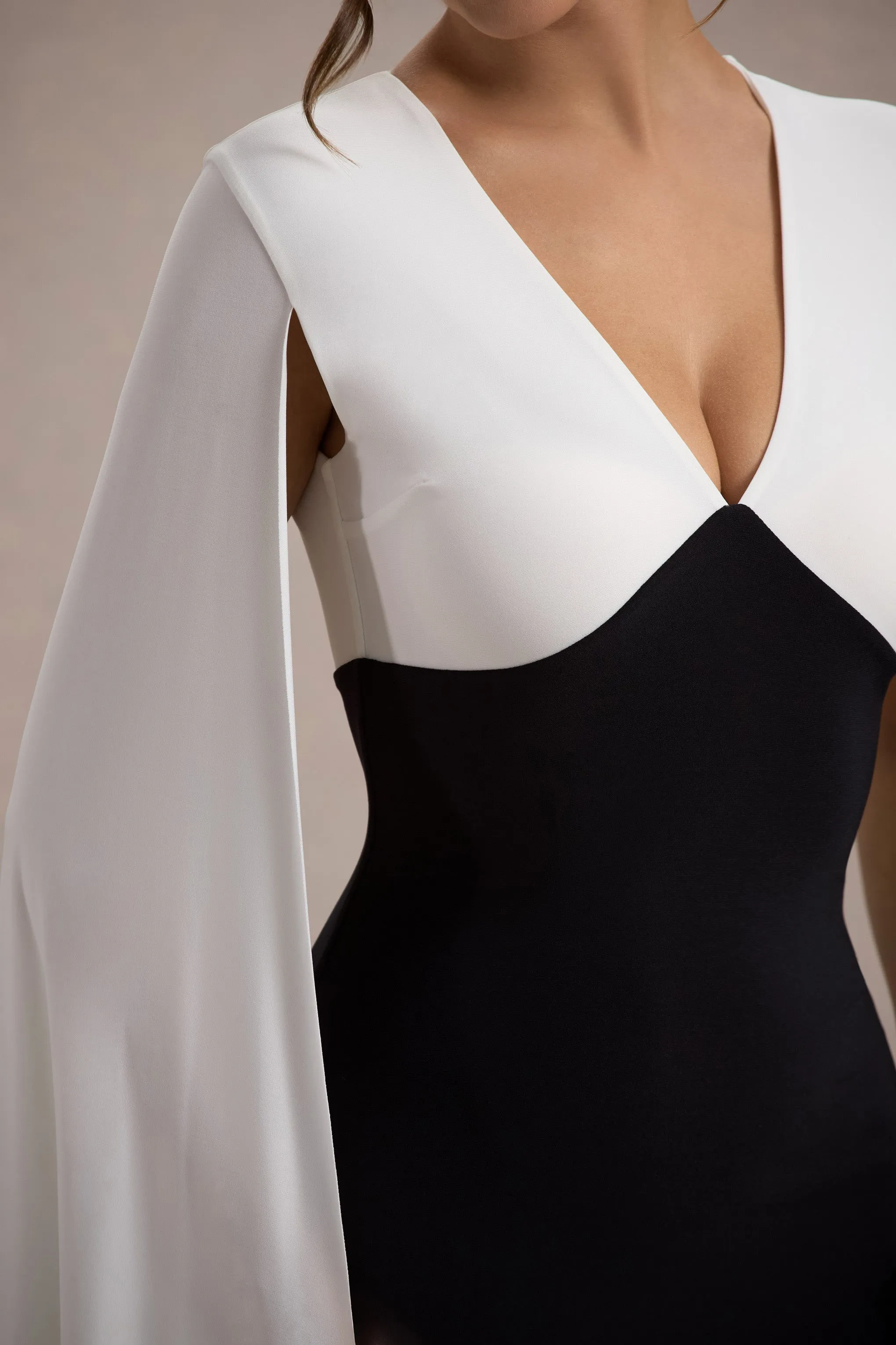Grace Kelly | Black & White Plunge-Neck Maxi Dress With Cape Sleeves Club L London