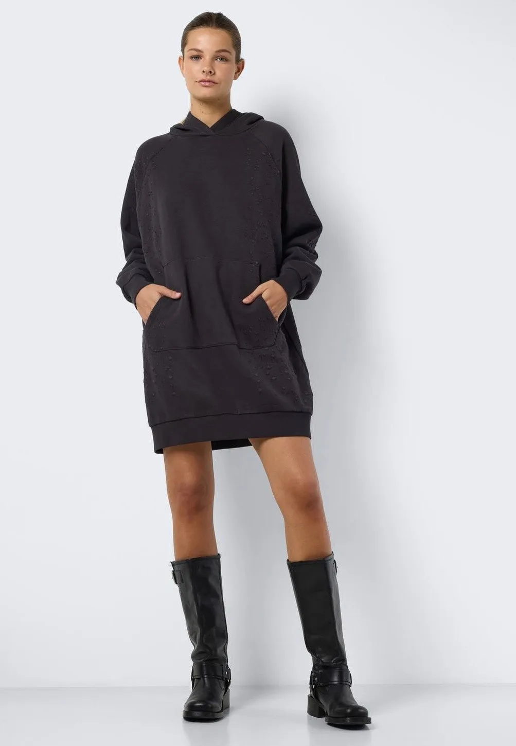 Noisy May - Lega Destroyed Hoodie Obsidian - Dress