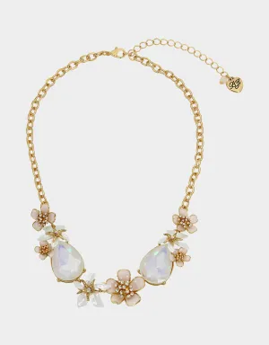 SHELL YEAH STARFISH FLOWER NECKLACE WHITE Betsey Johnson