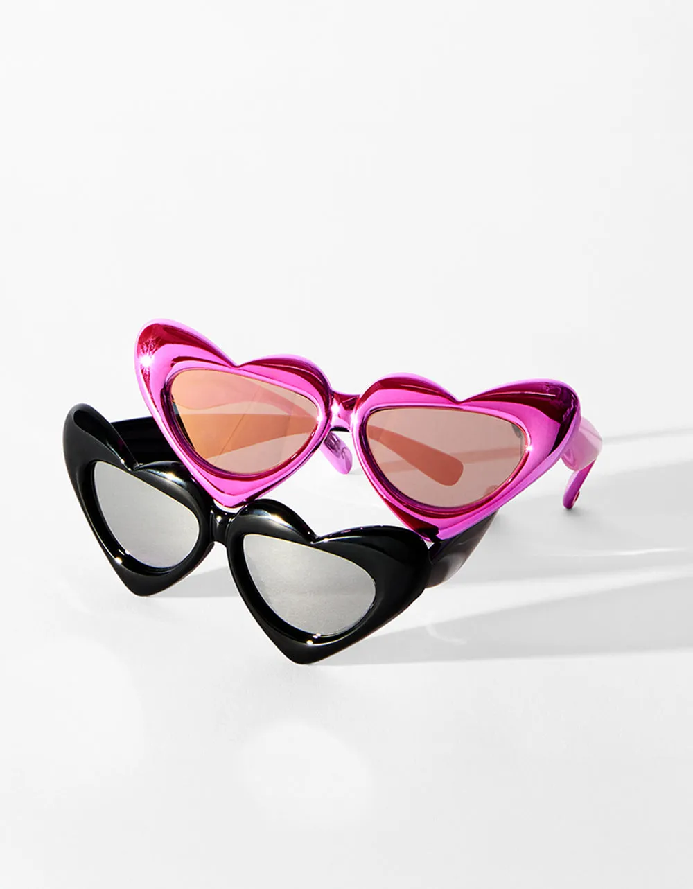 SWEETHEART SUNNIES BLACK Betsey Johnson