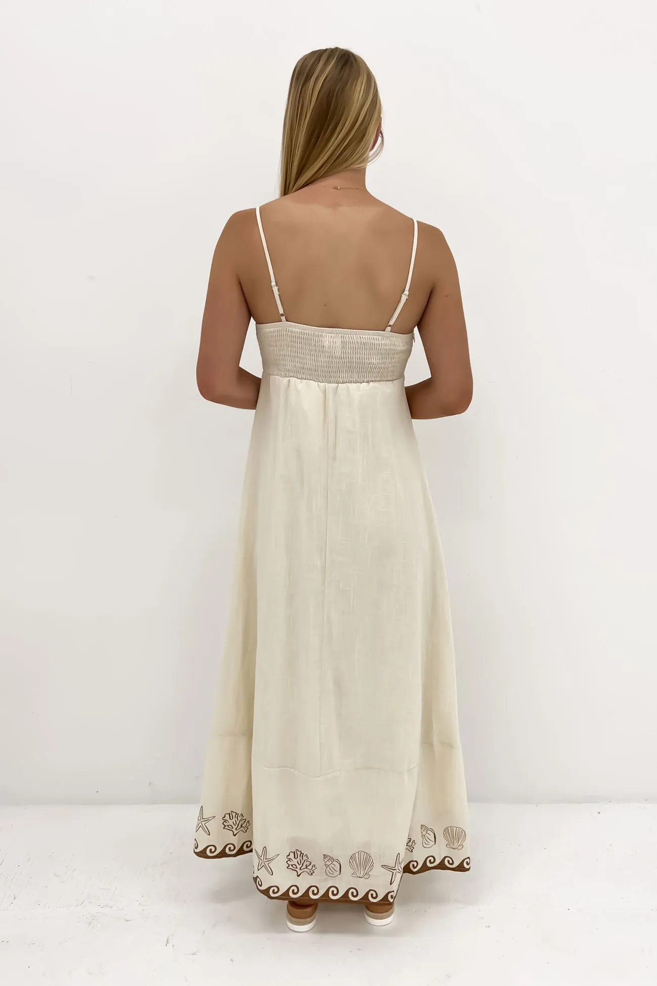 Zhuri Maxi Dress Beige Shell Wave